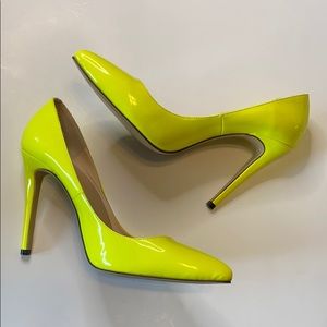 Loslandifen Neon Brilliant Yellow Patent Heels